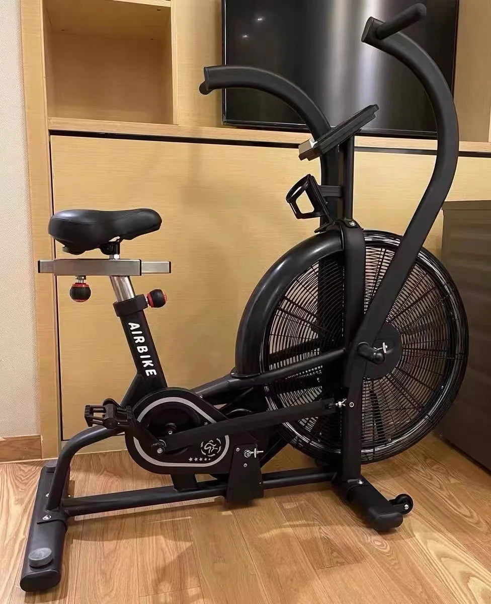 Bicicleta estática Assault Air Bike para gimnasios y clubes deportivos.